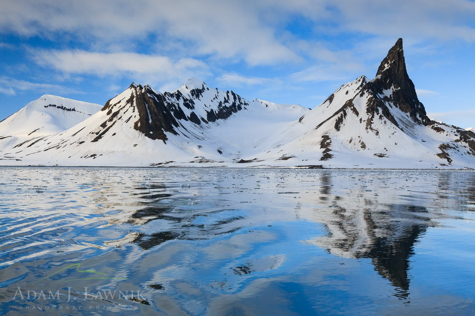 Spitsbergen, Arctic 0606-00642C